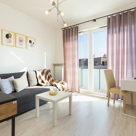 Metro Bielany Apartments By Noclegi Renters Varşova Dış mekan fotoğraf