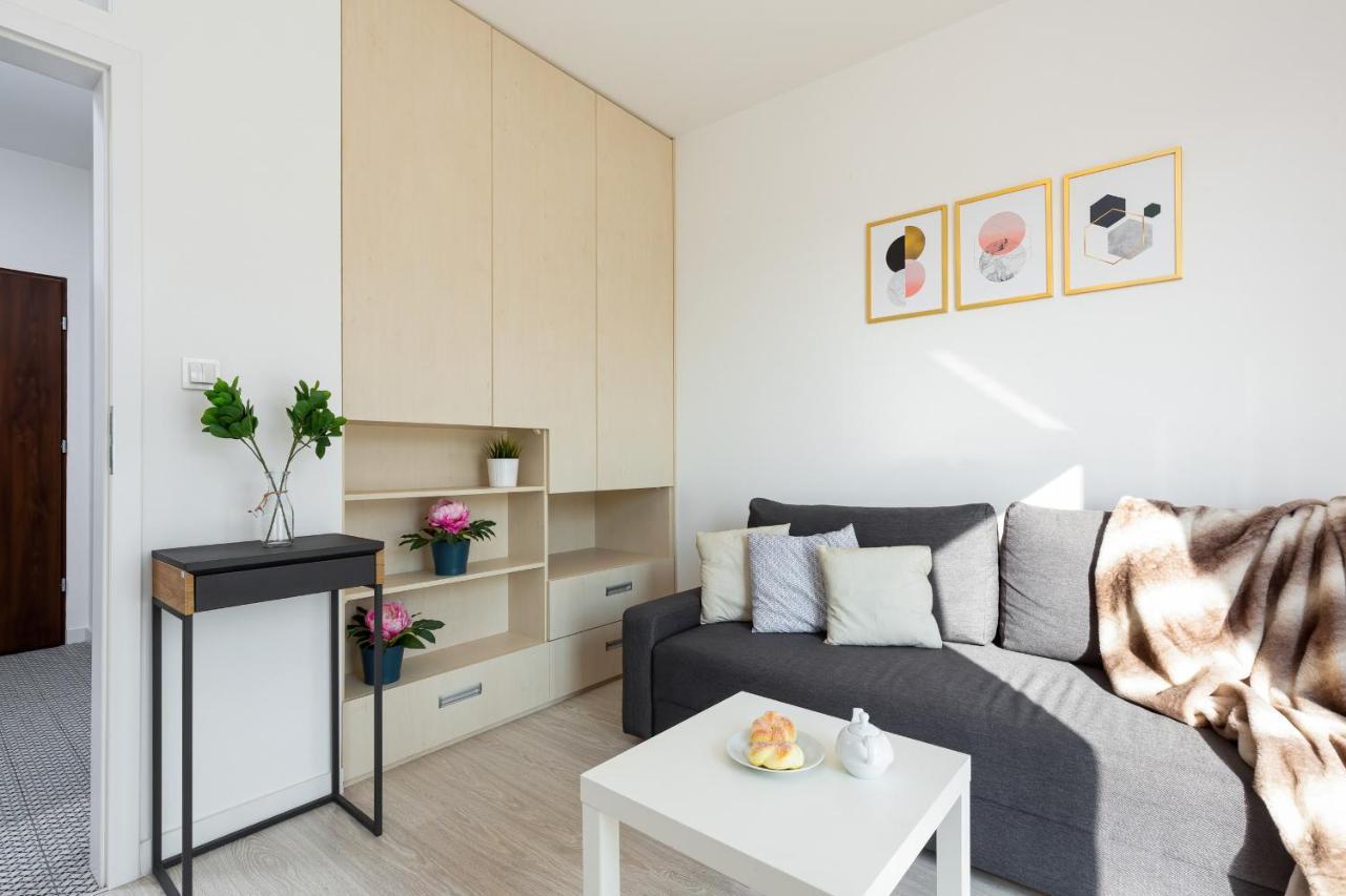 Metro Bielany Apartments By Noclegi Renters Varşova Dış mekan fotoğraf