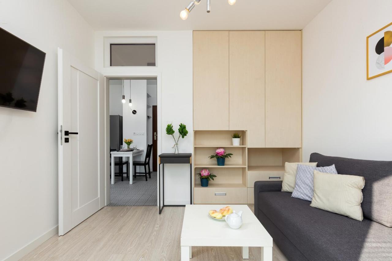 Metro Bielany Apartments By Noclegi Renters Varşova Dış mekan fotoğraf