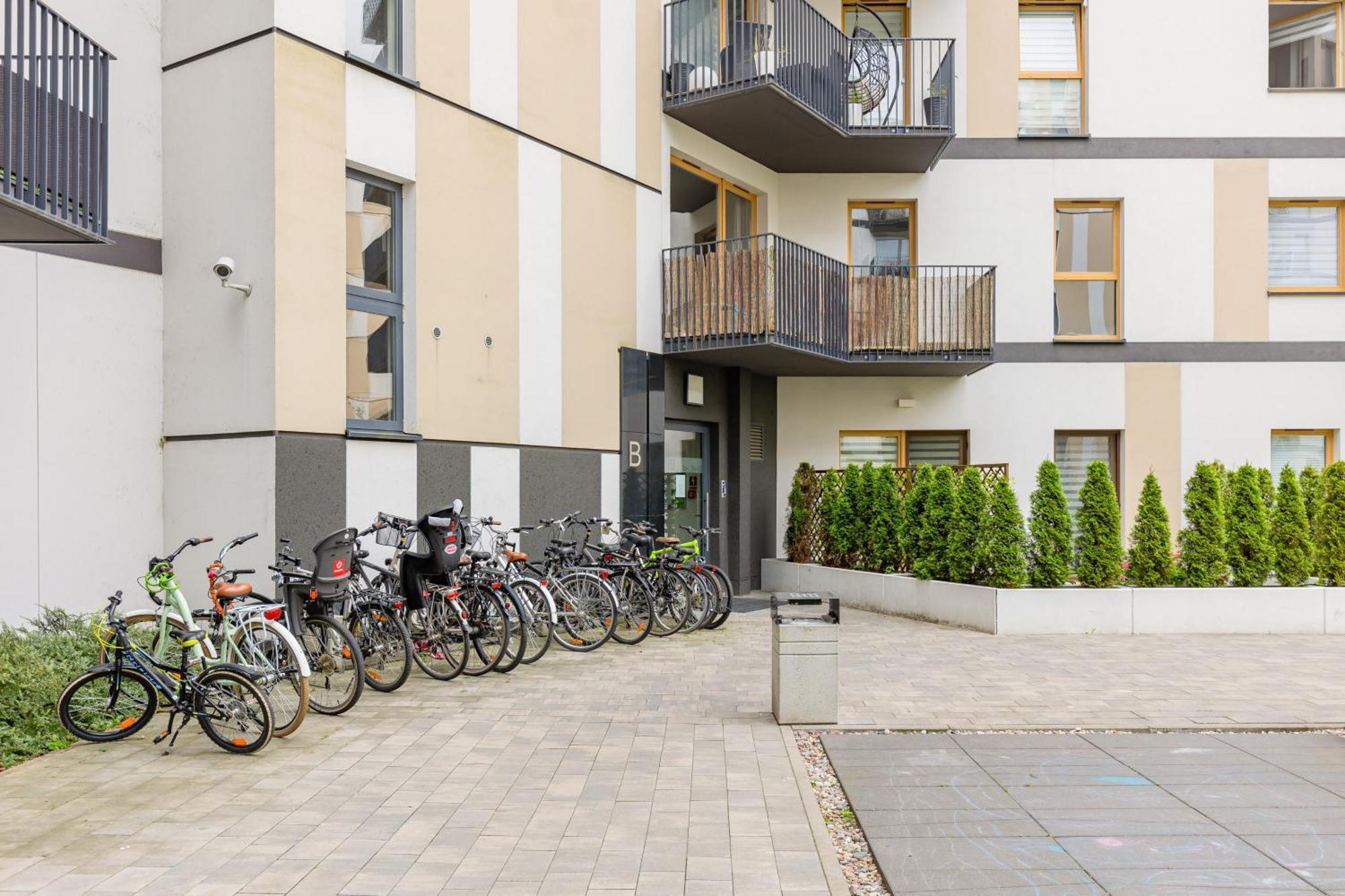 Metro Bielany Apartments By Noclegi Renters Varşova Dış mekan fotoğraf