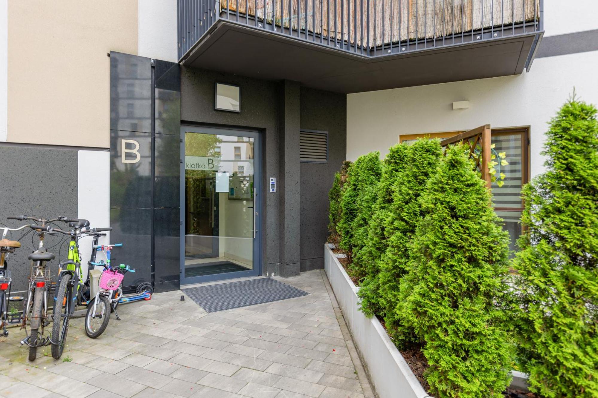 Metro Bielany Apartments By Noclegi Renters Varşova Dış mekan fotoğraf
